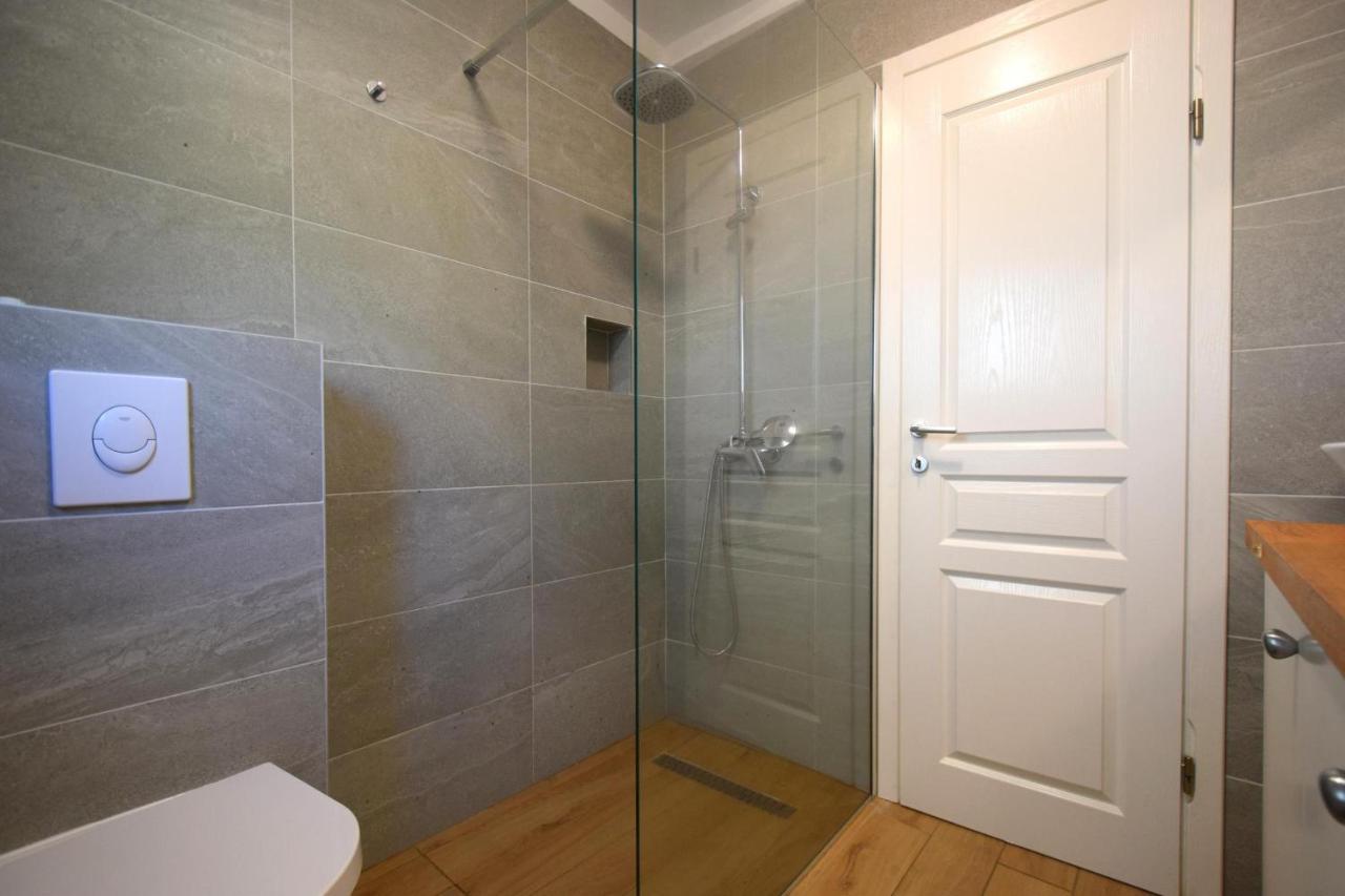 Apartments Julia Čižići Eksteriør billede