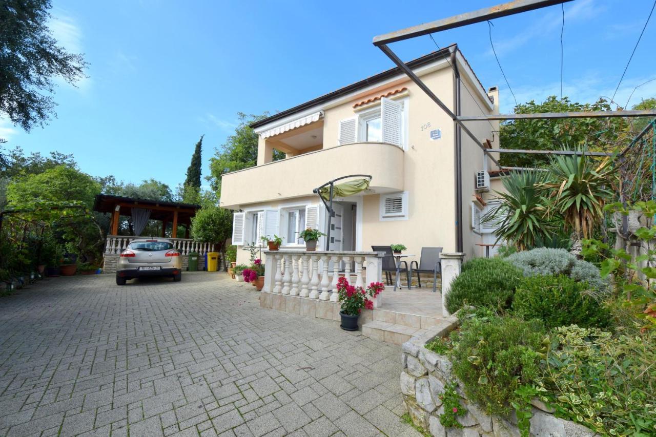 Apartments Julia Čižići Eksteriør billede