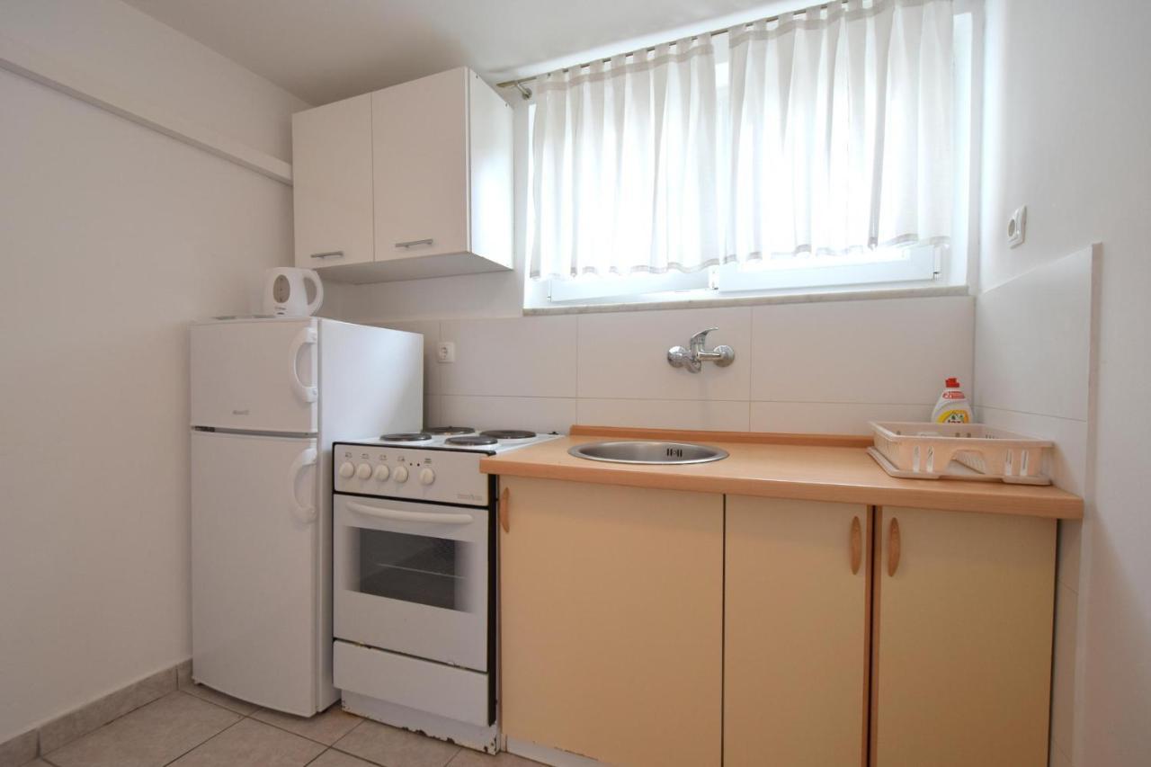 Apartments Julia Čižići Eksteriør billede