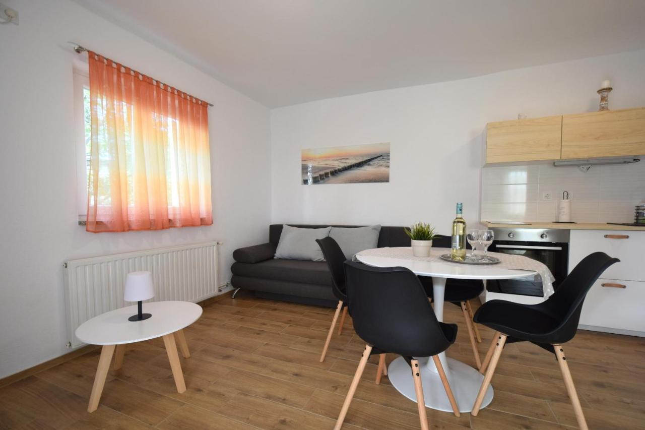 Apartments Julia Čižići Eksteriør billede