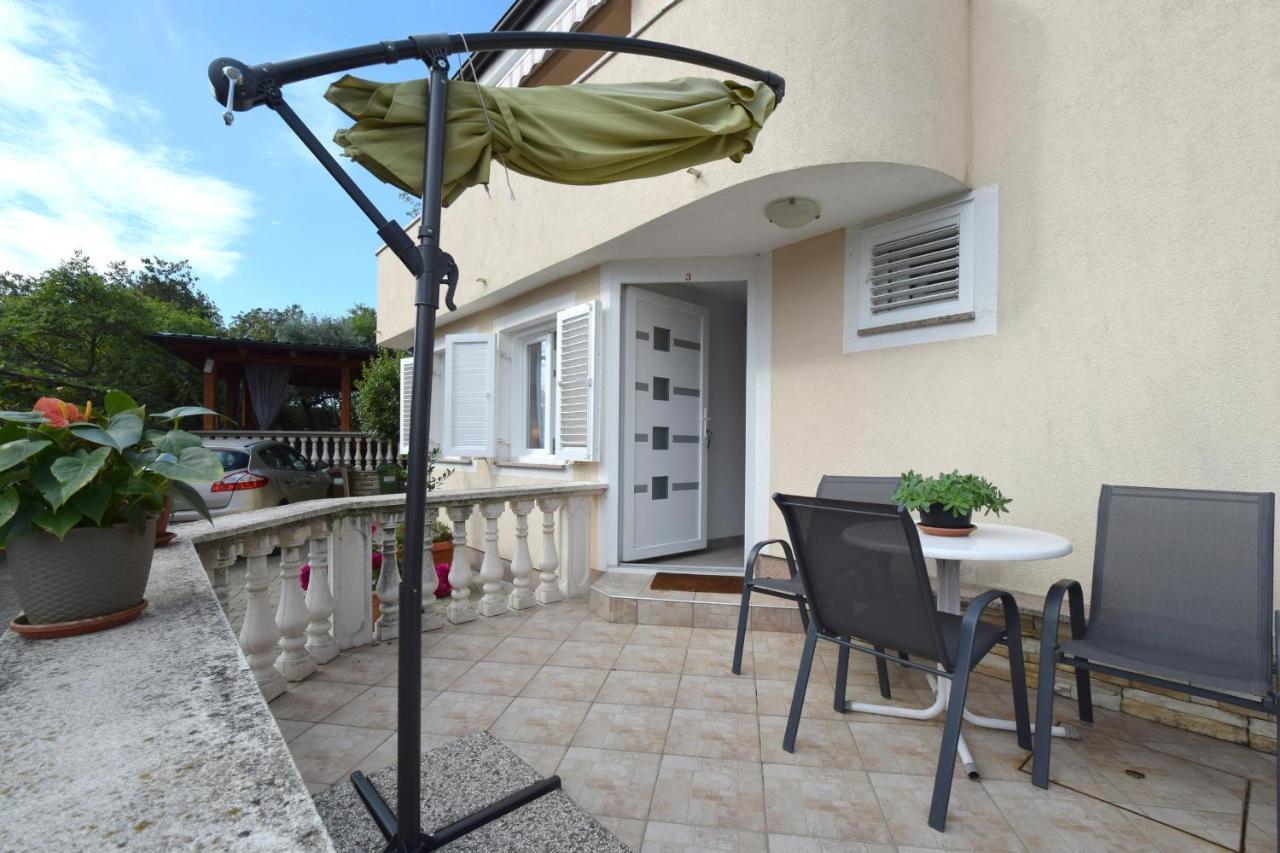 Apartments Julia Čižići Eksteriør billede